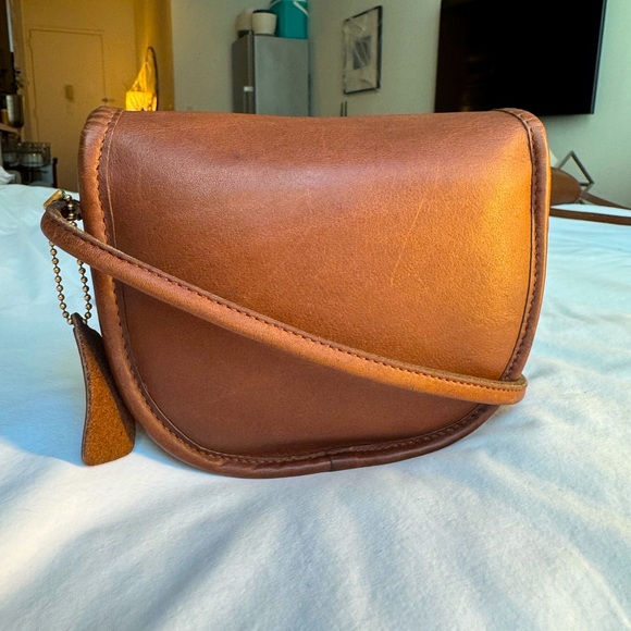 RARE Vintage Coach Mini Bag - #9825 (Tabac or British Tan) - Picture 3 of 10